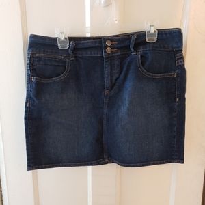 Old Navy Denim Miniskirt Size 14